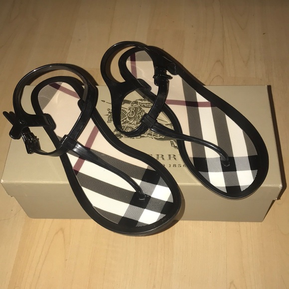 burberry sandals womens